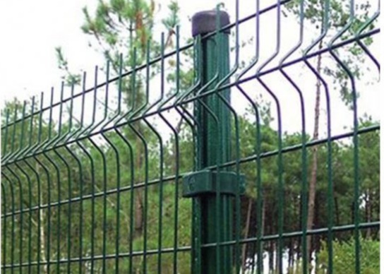 Metalx Factory Price Cheap Green/Black PVC Coated Outdoor Garden 3D Curvy Welded Bending Perimeter Security Wire/V Mesh