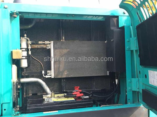 Kobelco SK200 Best selling second hand crawler excavator Kobelco SK200/Used good quality digging machine Kobelco SK200 for sale