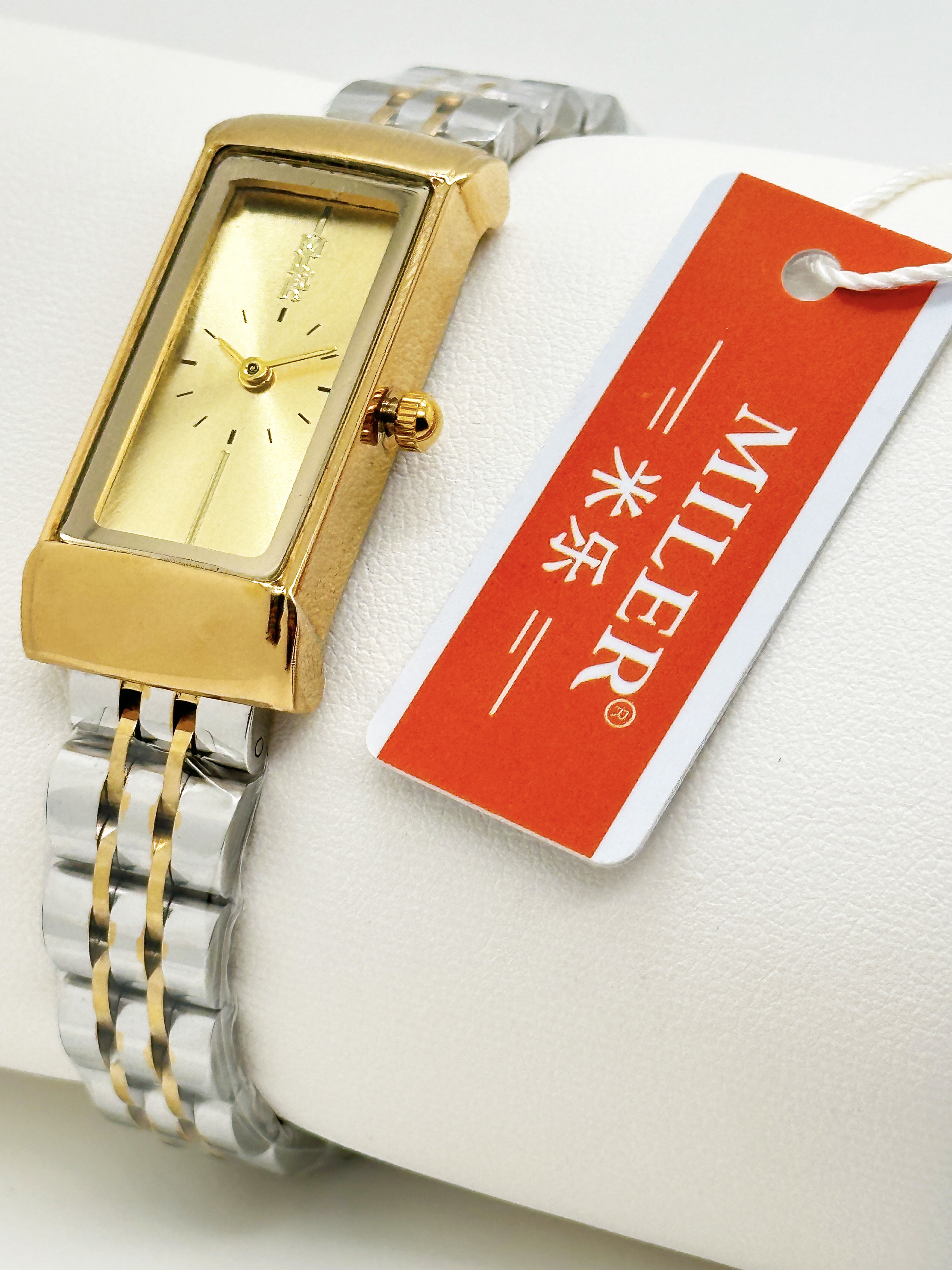 China Supplier Fashion Shape Chain Watches for Women 2024 Business Watch
