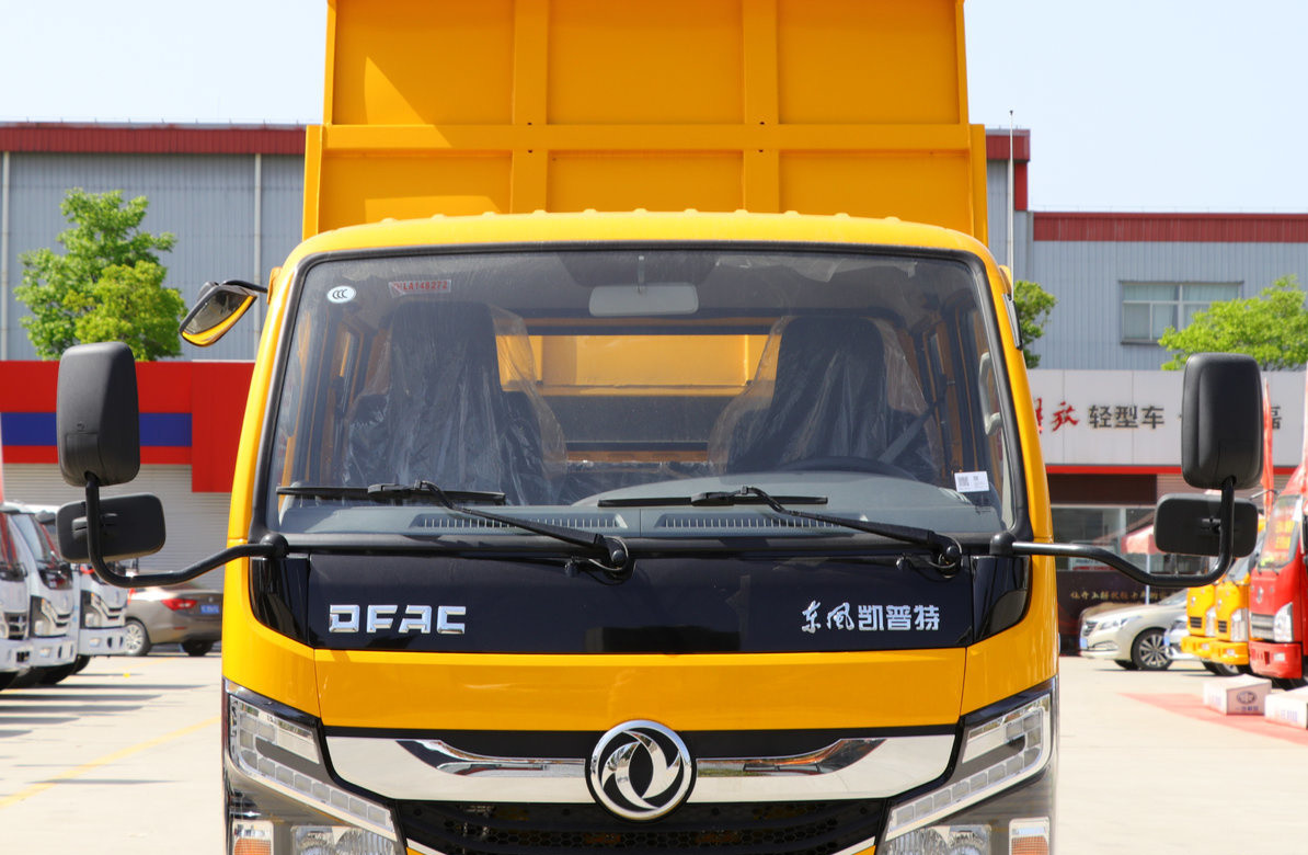 Mini Dump Truck For Sale Euro 5 Emission Chinese Brand Tipper Double Cabin 4*2 Drive Mode