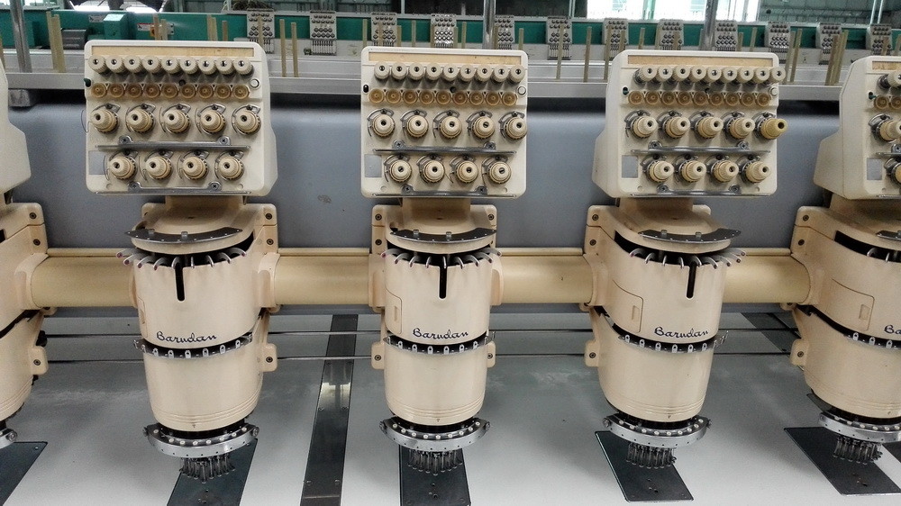 Computerized Second Hand Barudan Embroidery Machine 20 Heads 9 Needles