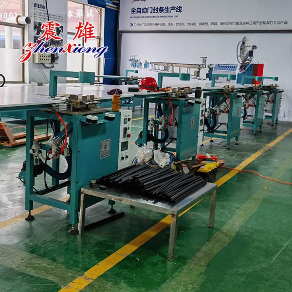 PLC Single Angle Door Gasket Production Line Mold Replacement Door Gasket