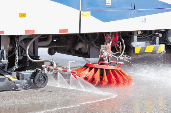 dongfeng XBW sweeper truck, small street sweeper, 5cbm sweep truck