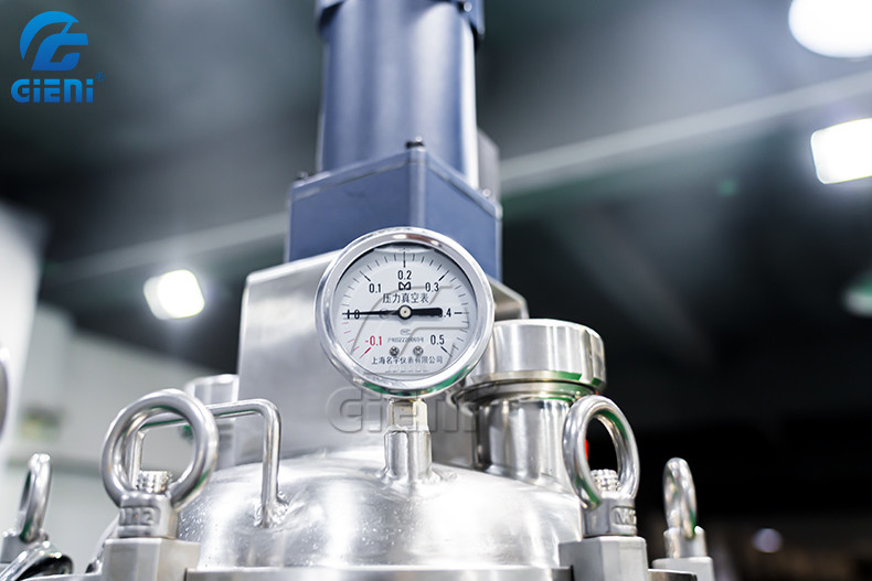 Piston Filler Tank Lifting Cosmetic Powder Press Machine