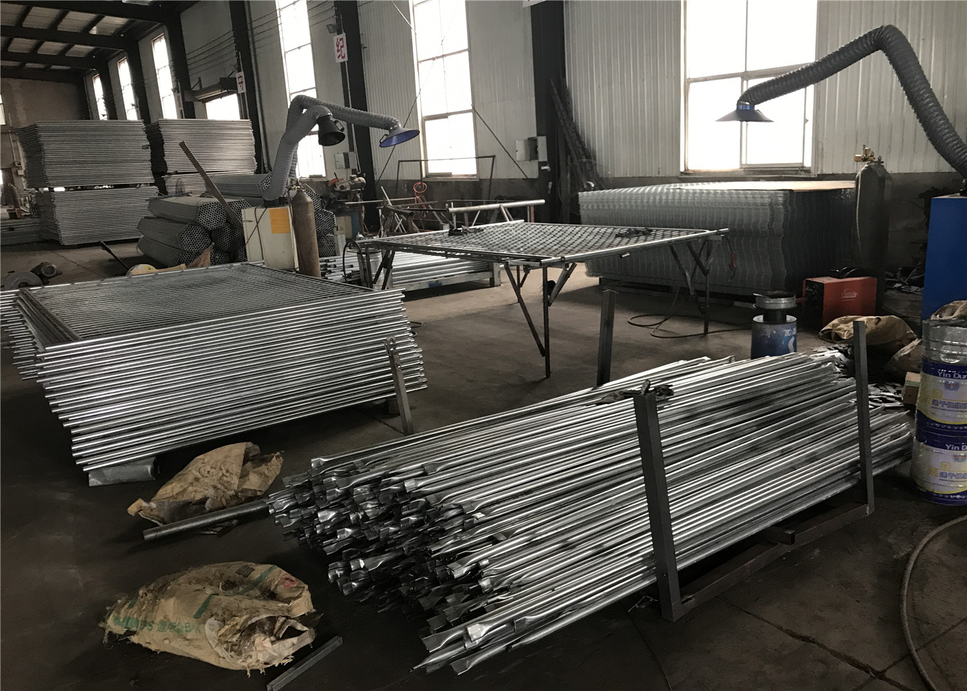 Secure Temporary Fencing OD 42mm x 1.5mm thick comply as4687-2007 panel size 2100mmx2400mm mesh 60x150mm x 3.5mm
