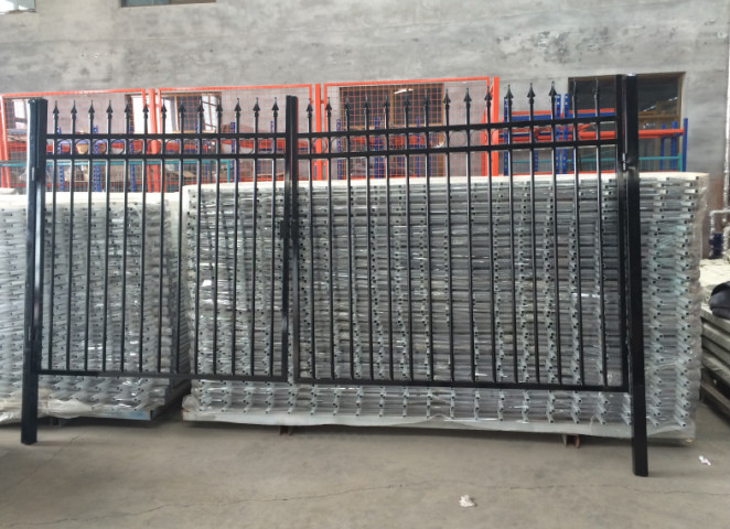 Garrison fence/fence holder/galvanized fence t post wholesale(ISO9001:2008 &CE professional manufacturer)