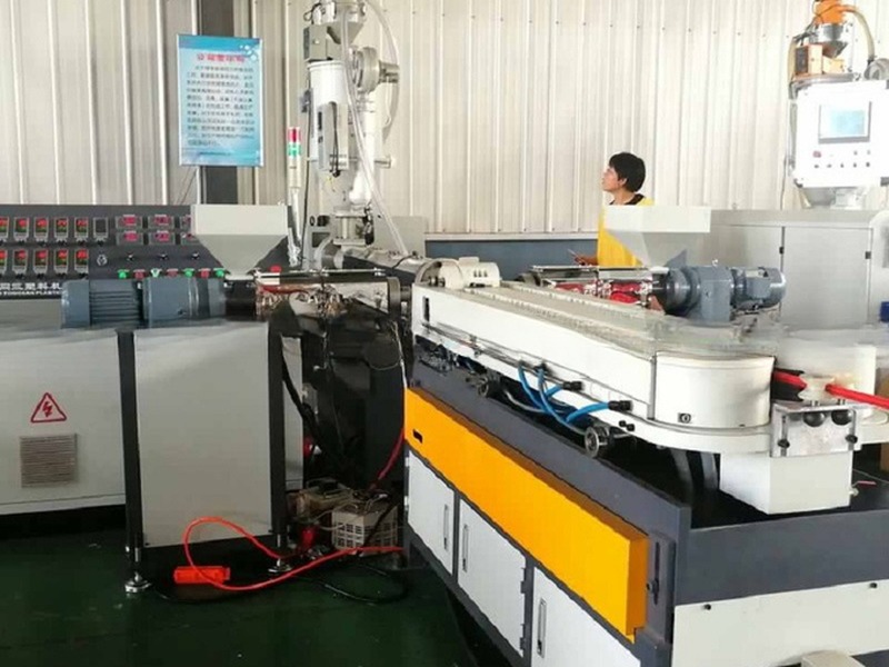 Long Service Life PVC Single Wall Corrugated Pipe Production Line