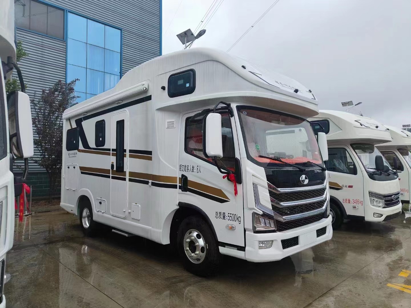 4x2 RV Caravan Van Yuejin H500 High Roof Camper Recreational Vehicle ISO