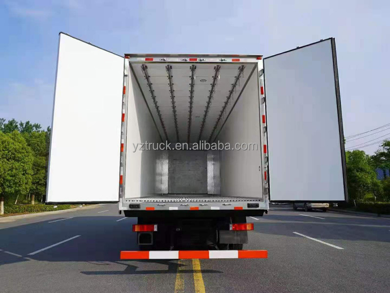 11 20T Van Cargo Trucks with Cummins 6x6 Electric System and Dongfeng KL 300HP Engine