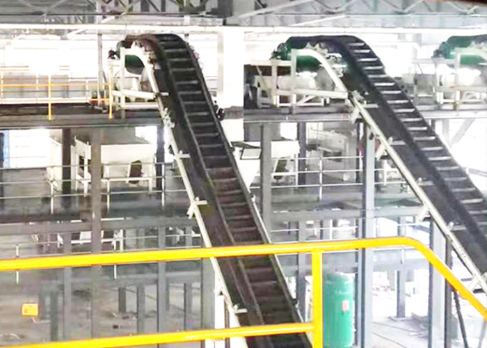 Vertical Sidewall Corrugated Belt Conveyor Large Angle