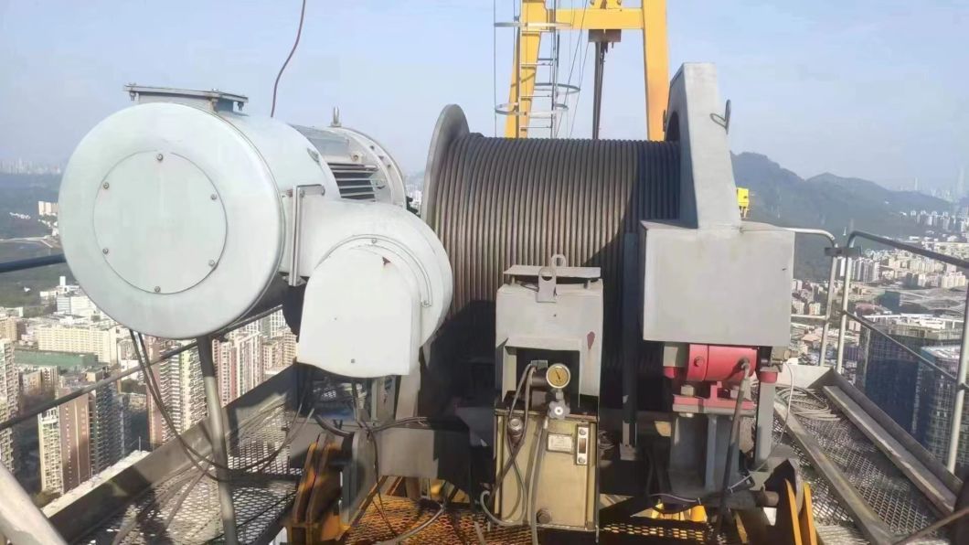 Chuanjian 8039-25 Tower Crane Is in Good Condition in 20 Years