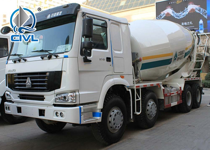 New 371HP 18 / 20cbm 8x4 Sinotruk Howo Concrete Mixer Trucks With EURO2 Standard Diesel Truck