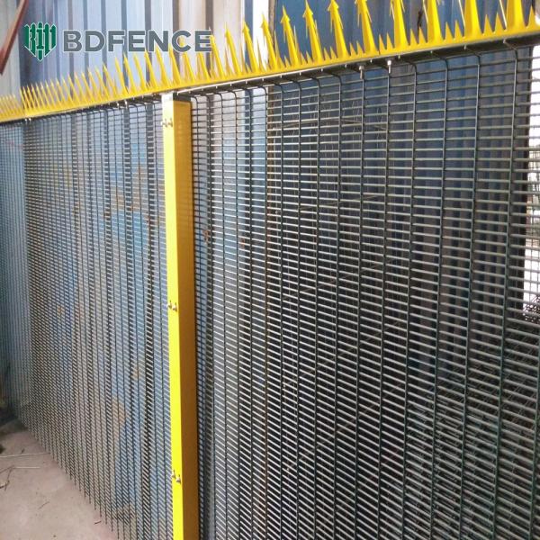 Galvanized Clearvu High Security 358 Anti Climb Fence Plastic Coated Metal