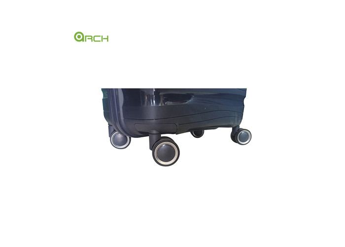 Double Spinner Wheels 28 Inch PP Travel Luggage Bag With Combination Lock