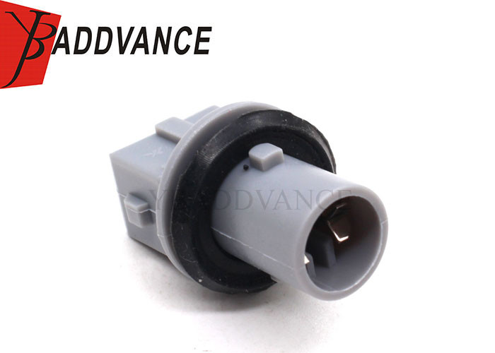 Turn Signal Brake Light Connector Head Lamp Fog Light Holder For Toyota 81275-02070