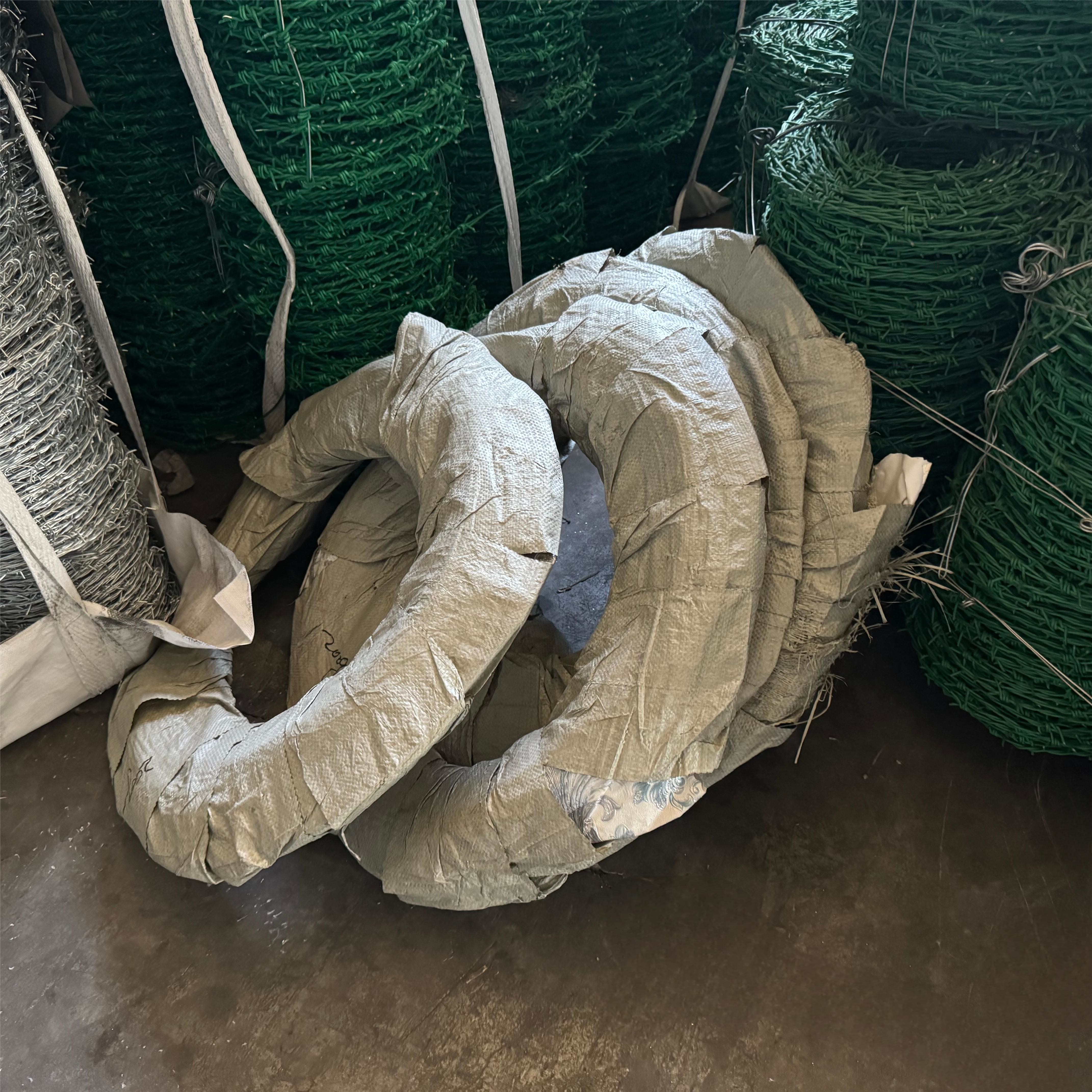 125 gauge barbed wire with 14 gauge 4point barbs prison high security barbed wired fence barbed wire price in bangladesh galvanized