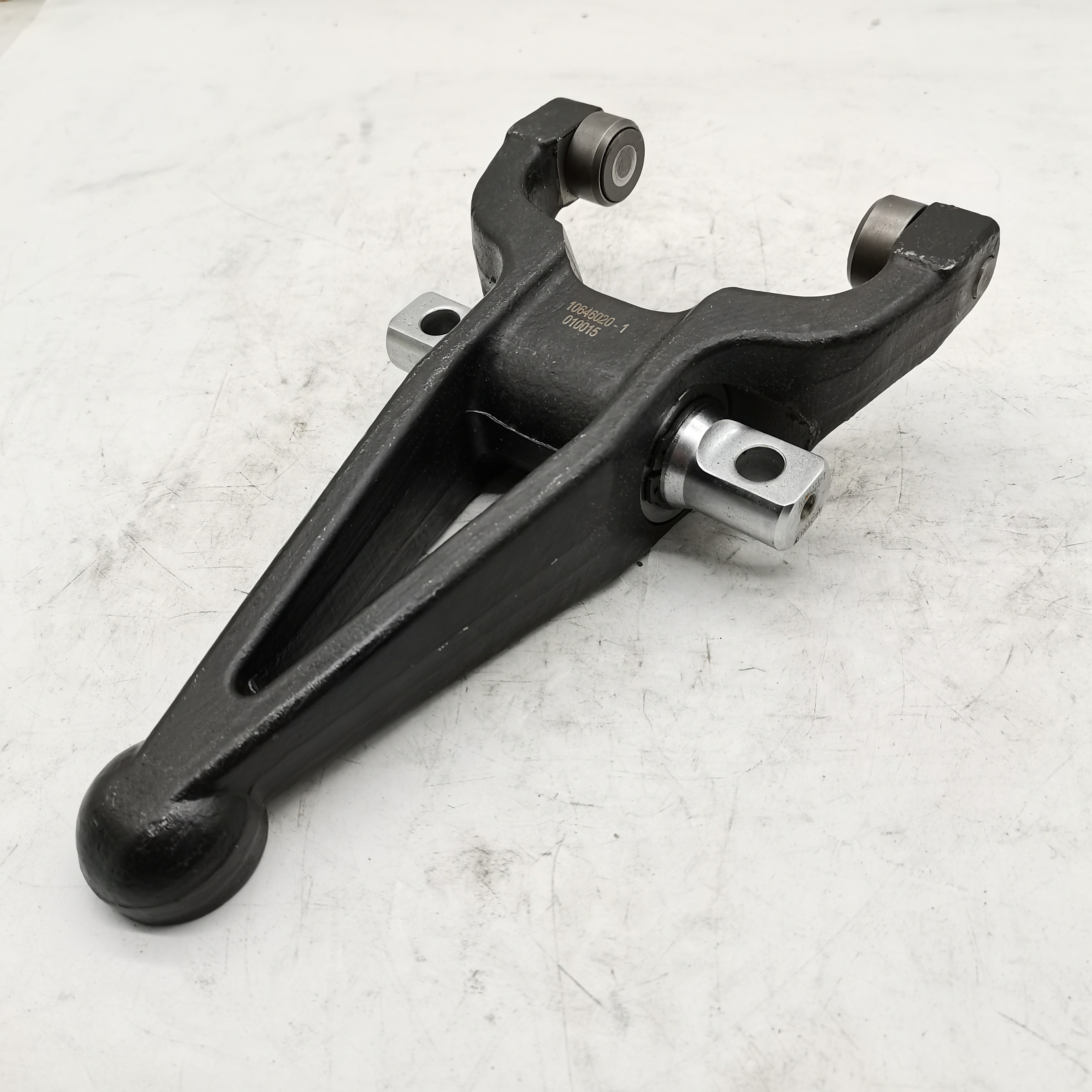 Original FAST Transmission Gearbox Parts Fork 10646020-1 for SHACMAN, etc China Truck