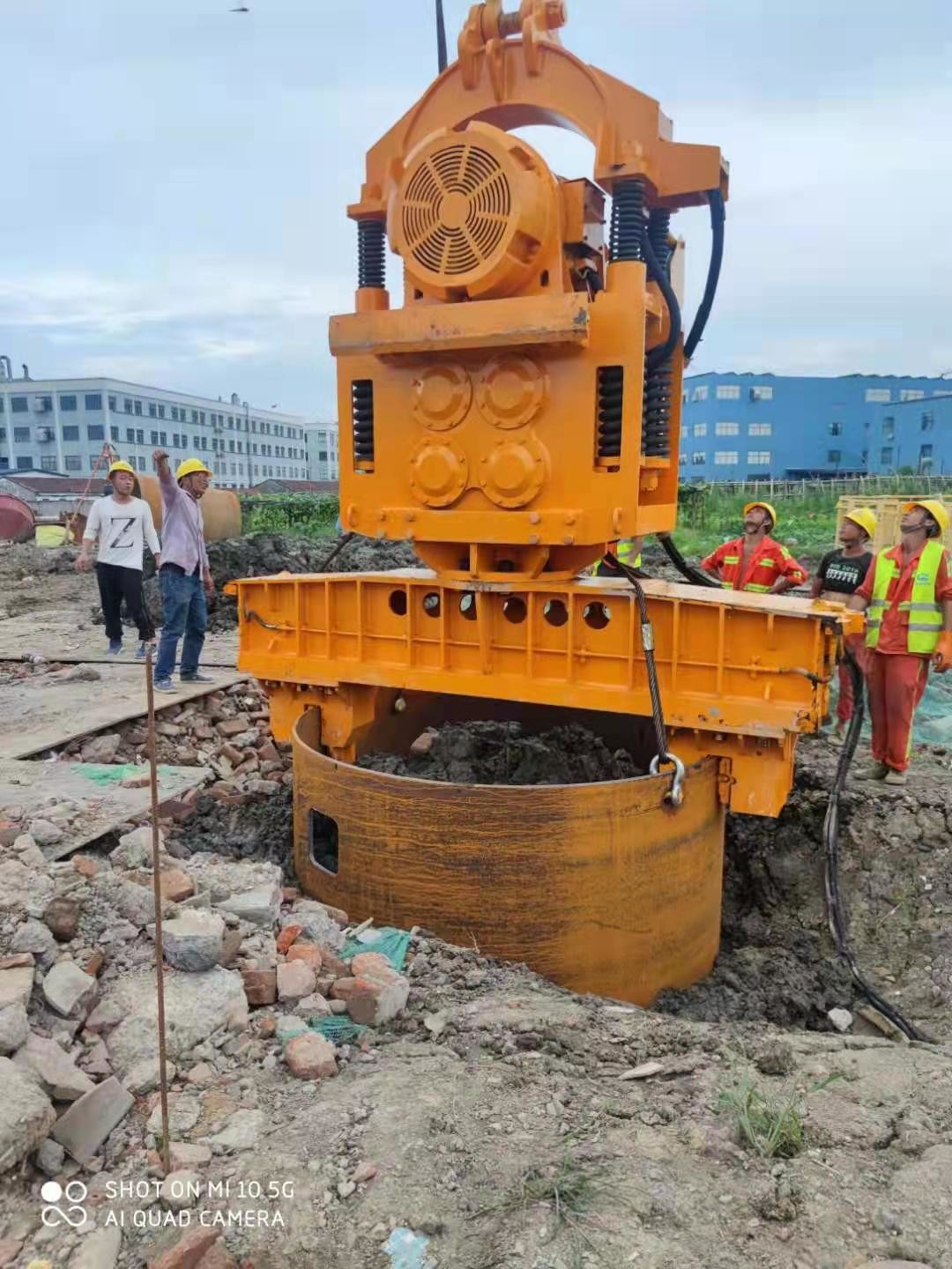 New Type Hot Sale Crane Mounted Electric Vibro Hammer For Pilling Work