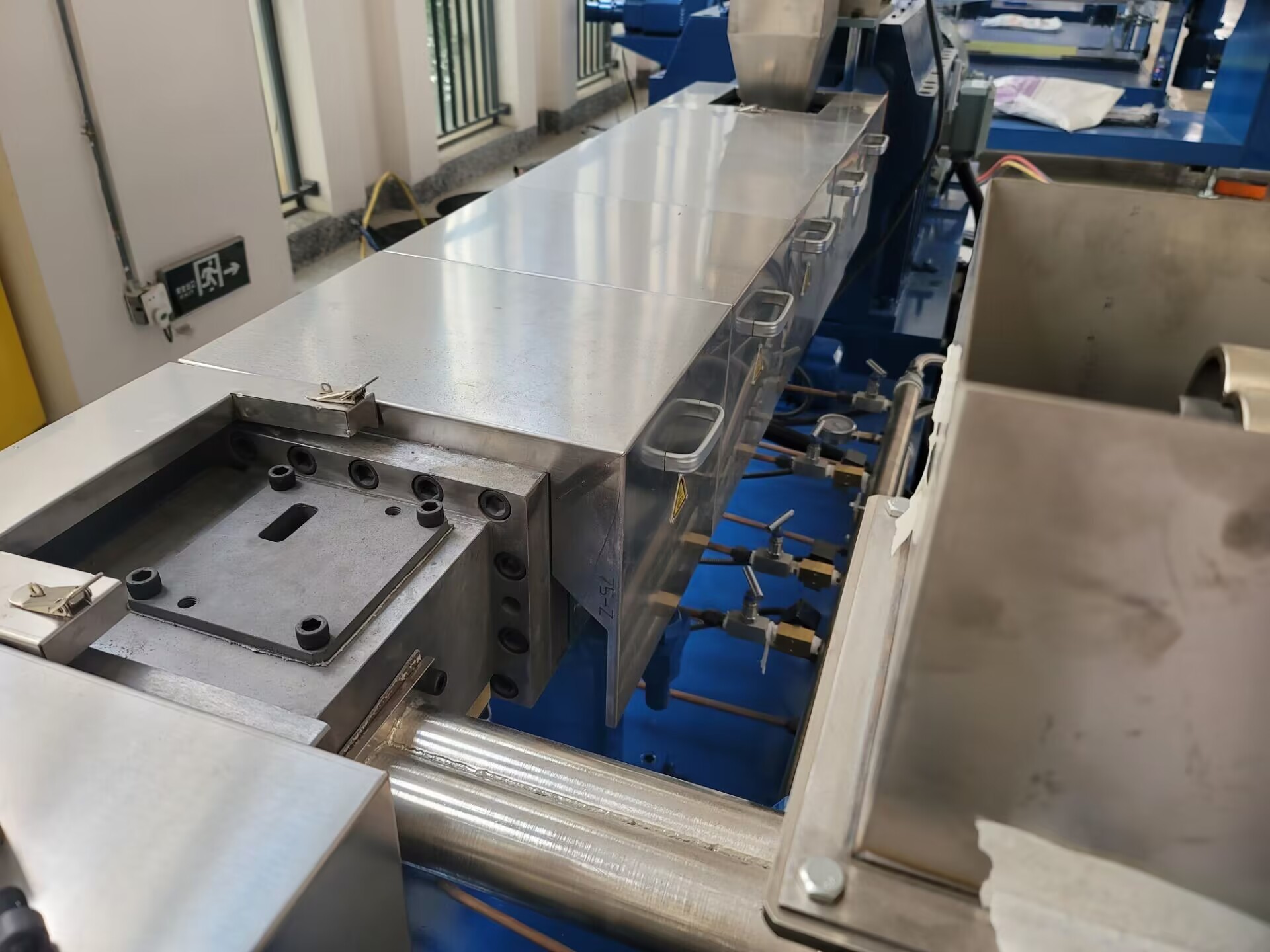 CaCO3 High Filler Masterbatch Compounder Machine Manufacturer Co Rotating Twin Screw Extruder