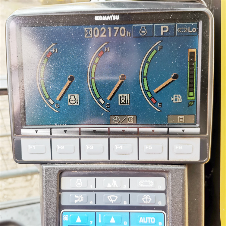 2019 Komatsu PC200 Crawler Excavator with EPA Certificate and 0.8 m3 Bucket Capacity