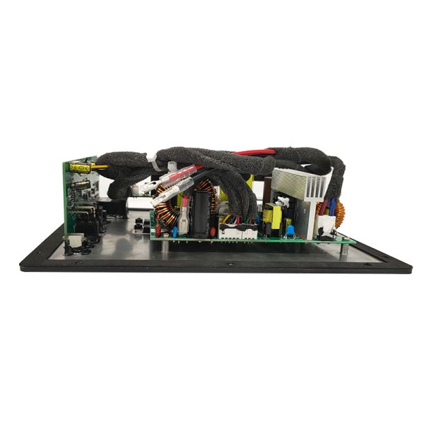 Quality Professional 250W Class D Subwoofer Plate Amplifier with 20-200 Hz Frequency Response and <1% Total Harmonic Distortion for sale