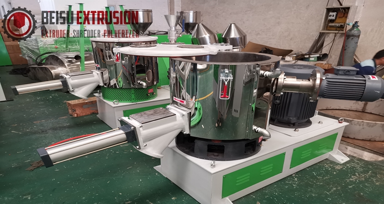 800L High Speed Heating 1800kg/H Mixer Blade