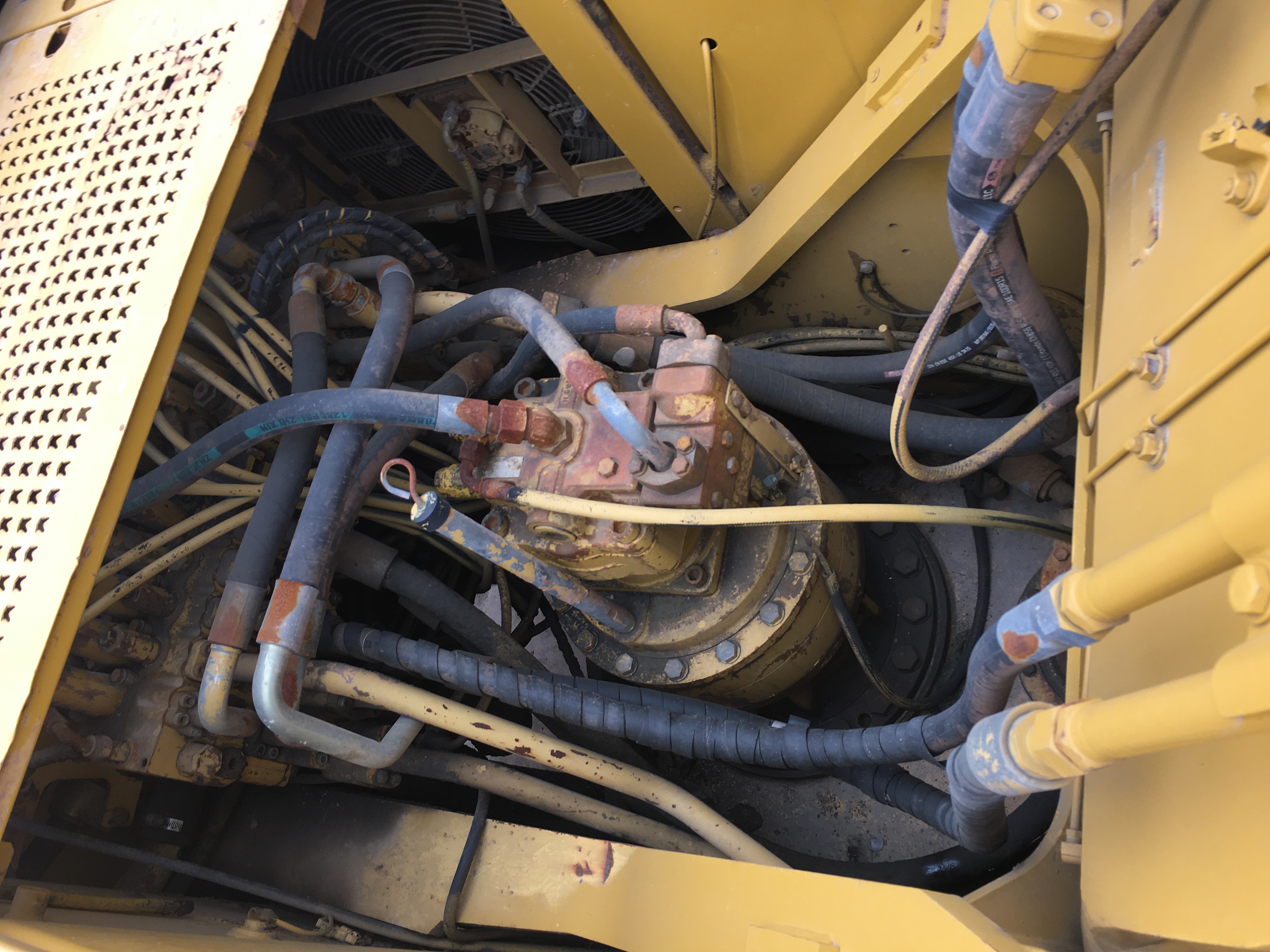 CAT330CL Excavator with Parts and Cheaper Cost Made in The United States 2020 Model
