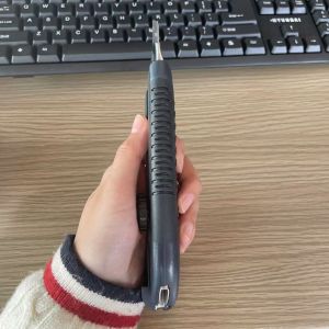 Plastic Handle Snap Off Utility Knife With SK2 Blade