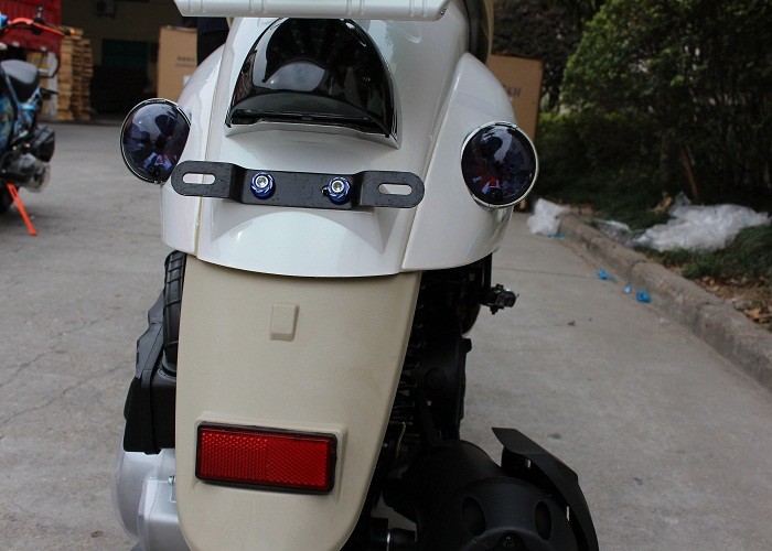 gas motor scooter 50cc 125cc 150cc GY6 engine 139QMB 152QMI 157QMJ alloy wheel white plastic body