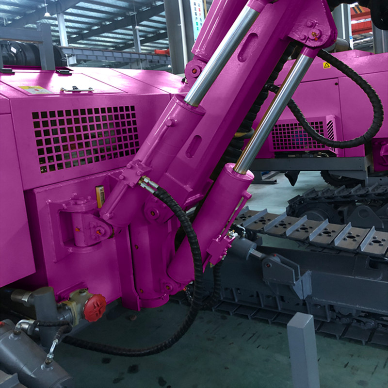 Hydraulic Crawler DTH Drilling Machine Mining Borehole High Efficiency