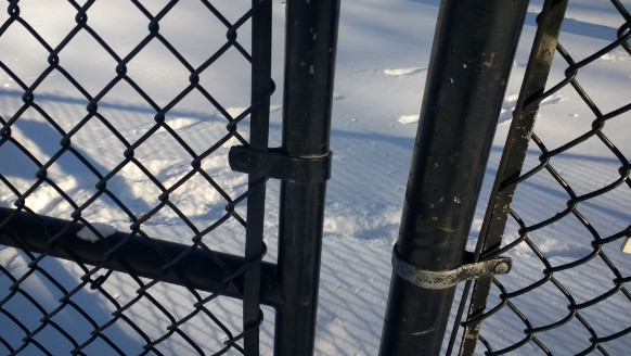Industrial/Commercial 2' chain link mesh 48' height x 11 Ga /3.00mm diameter
