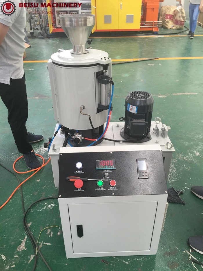 SHR-25L PVC Powder Mixer Machine , High Speed Mixer For Plastic 50kg/h Capacity