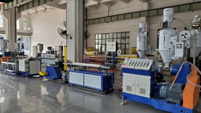 High Speed Double Colors PC LED Tube Light Housing Extrusion Machine , 4-6m/min , Online Punching