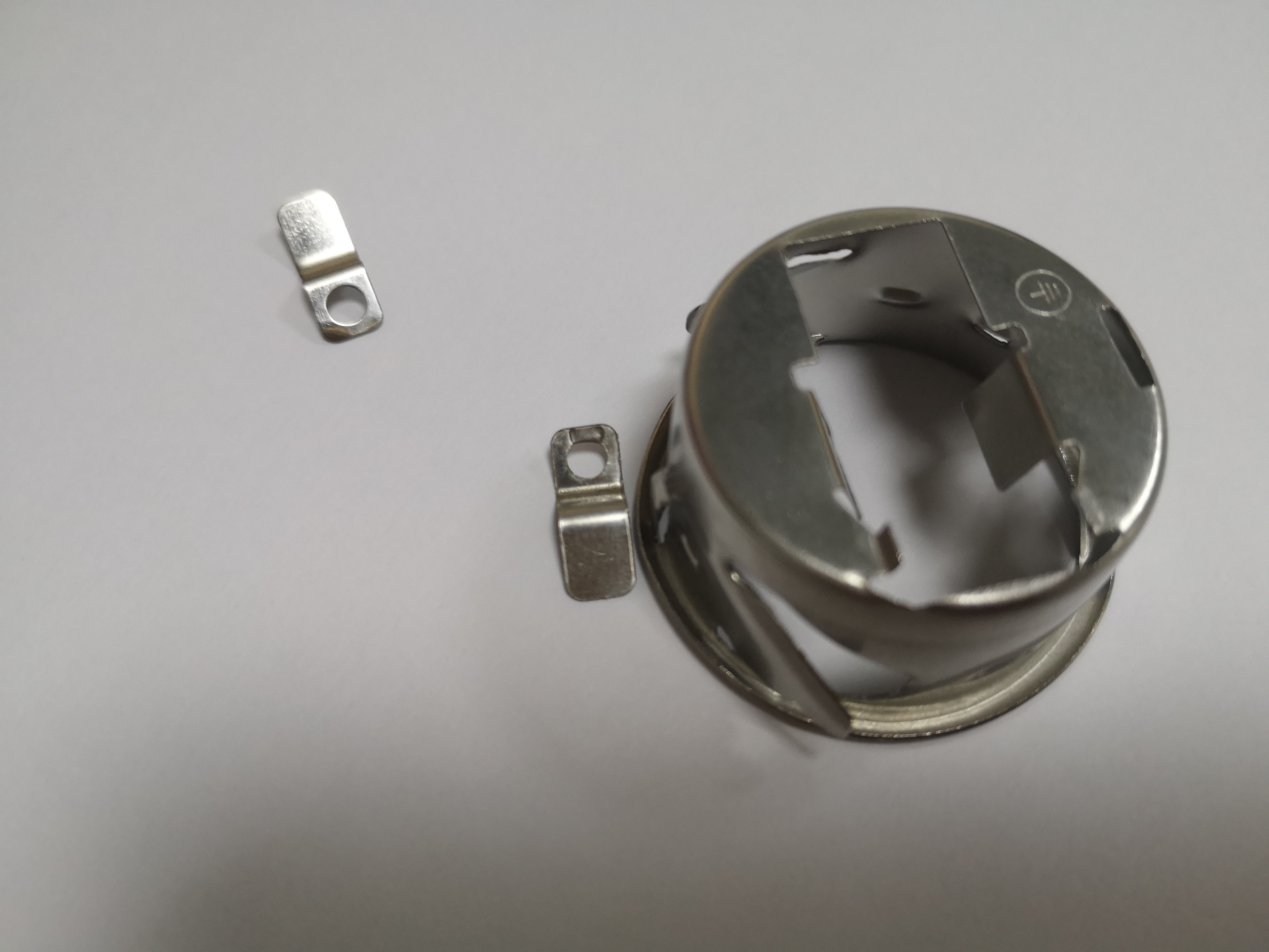 High-performance sheet metal progressive die for precise strip alignment and mass production