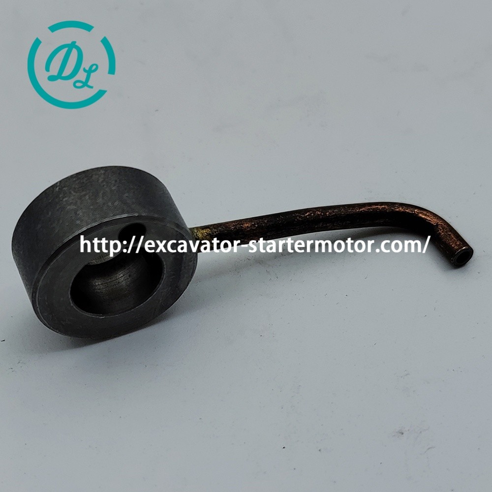 123900-39650 Oil Cooling Nozzle 4TNE106 Excavator Engine Parts Yanmar