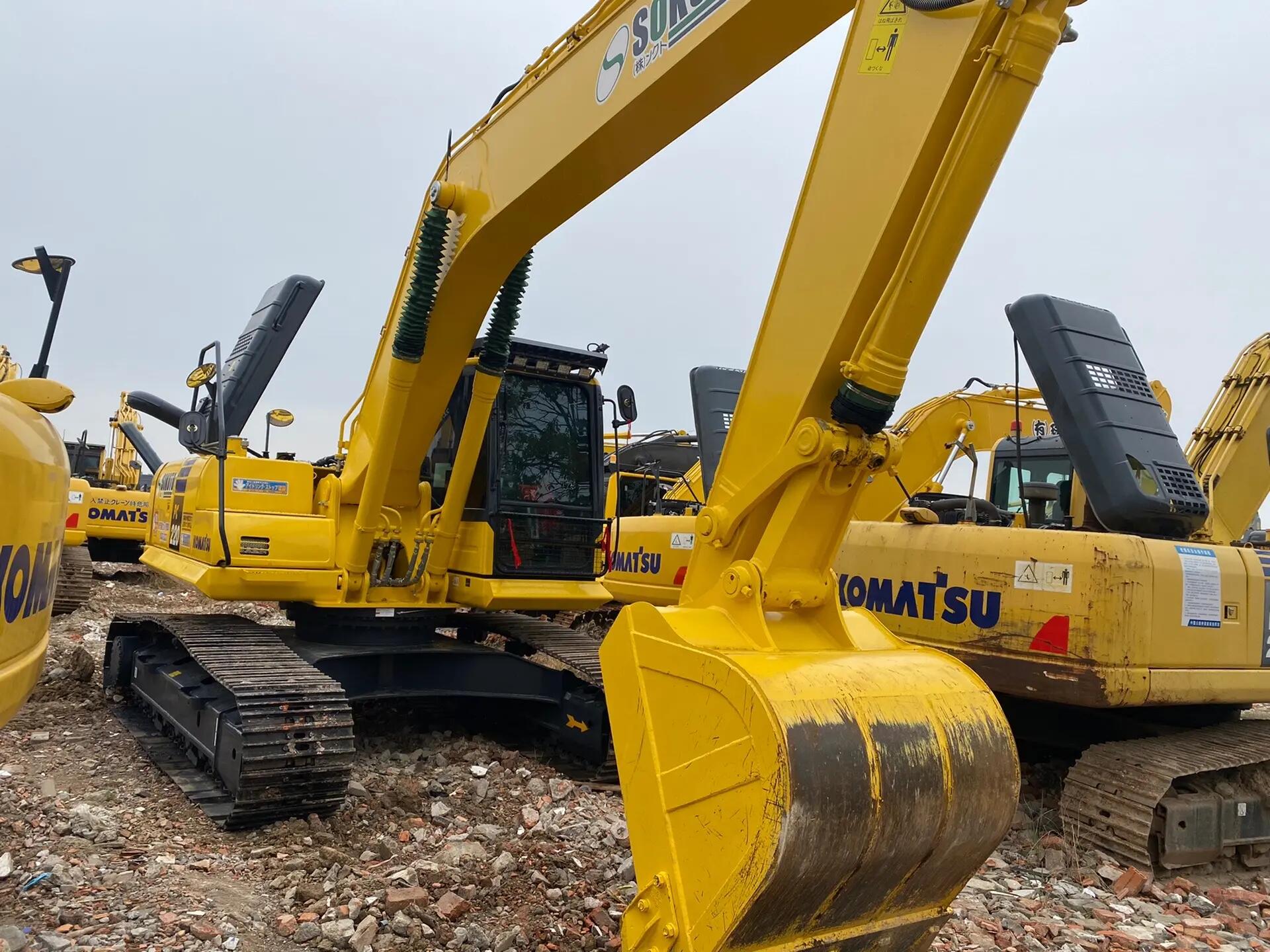 Used Kumatsu PC220 PC200 PC240 Excavator with 1m3 Bucket Capacity and Efficiency