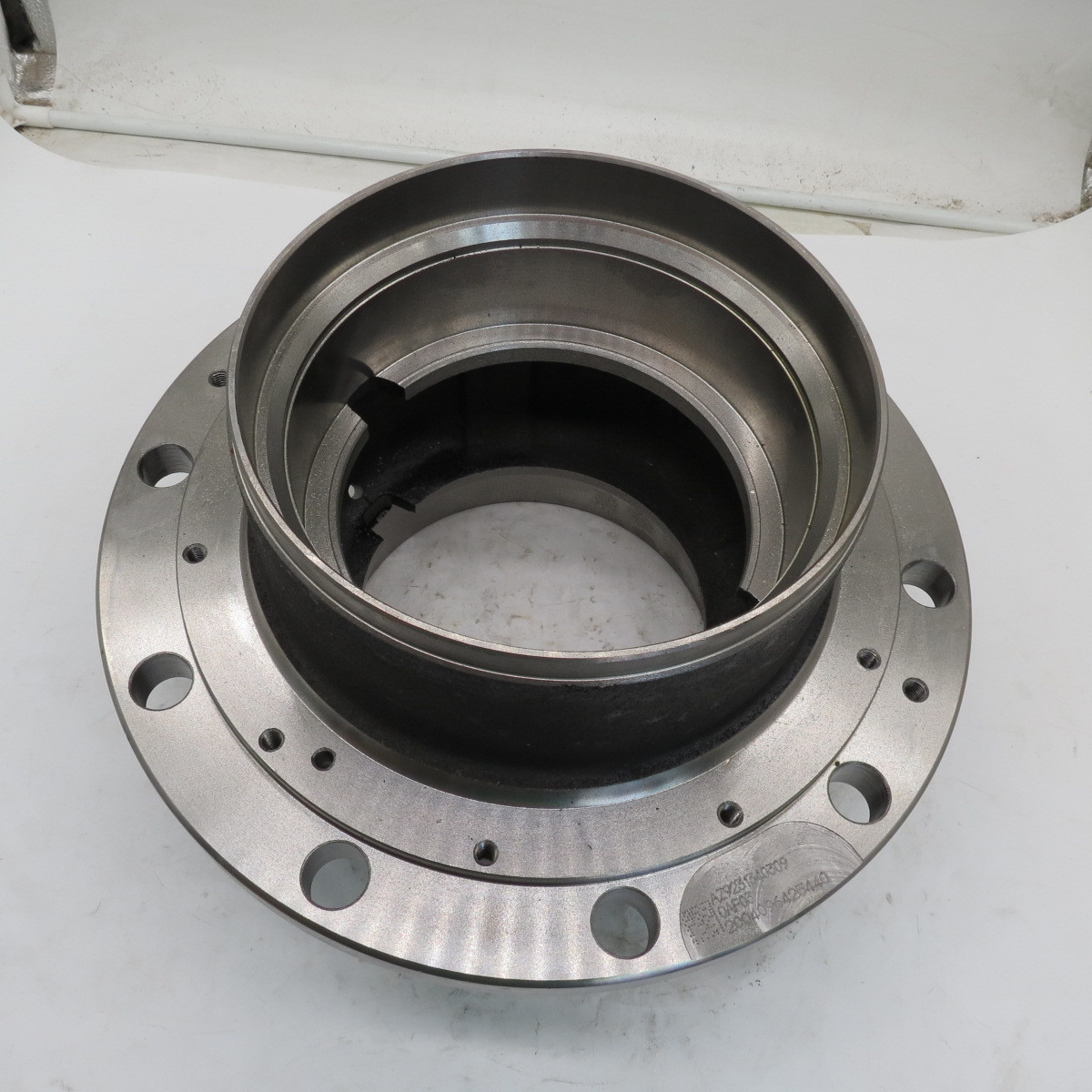 Az9231340309 Wg9981340309 heavy truck parts Wheel Hub for SINOTRUK HOWO Str AC16 Alex Wheel Hub