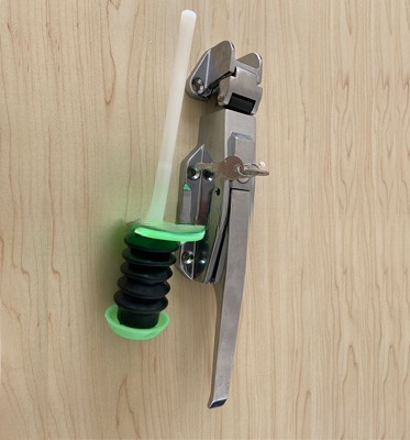 Polished Stainless Steel Cold Room Door Lock for Easy Installation on Shipping Container Trailer