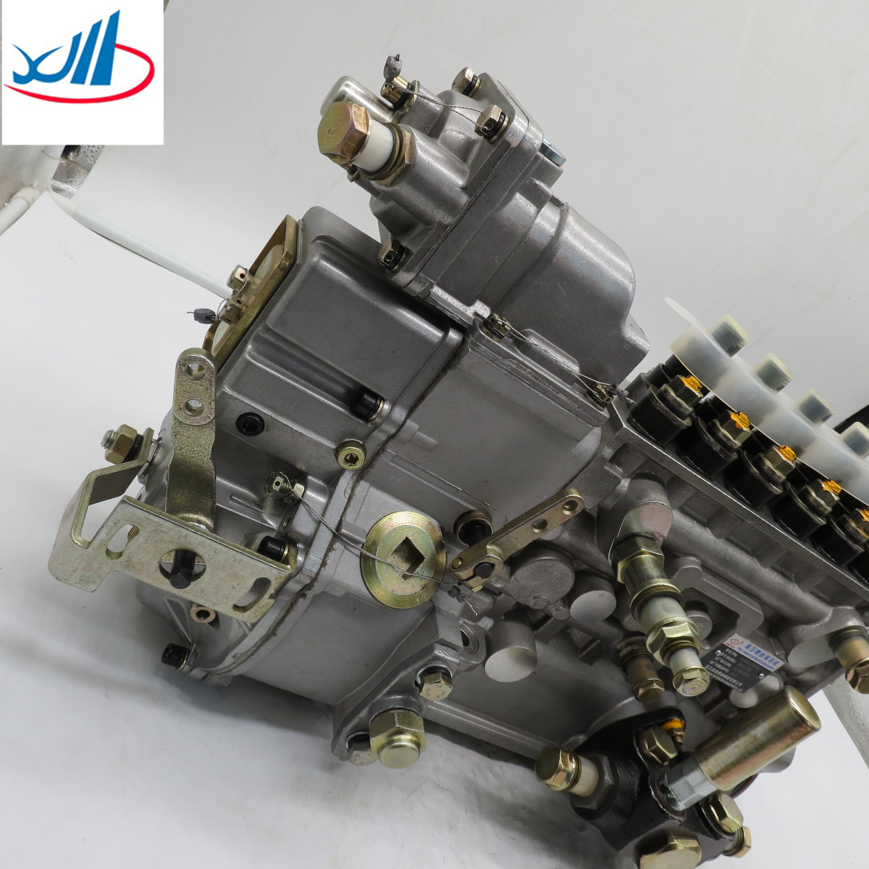 Truck Auto Engine Parts Diesel High Pressure Fuel Injection Pump 612601080386