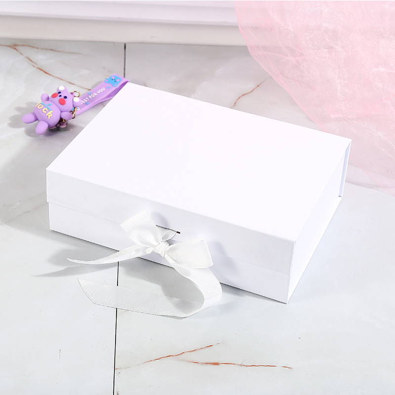 Magnetic Closure Cardboard Box Hamper Pink Corrugated Boxes Gift Mailer With Ribbon