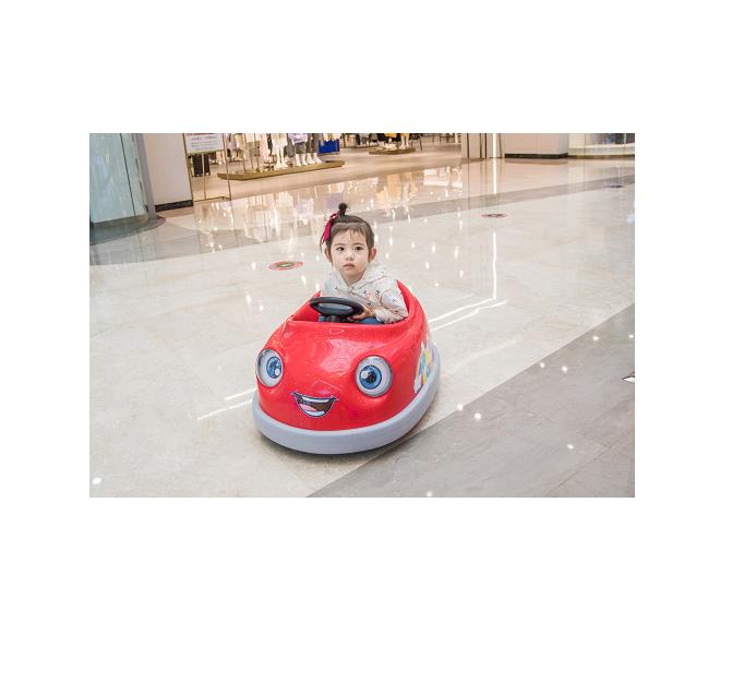 Unisex Ride On Electric Bumper Cars with Carry Handle and Remote Control