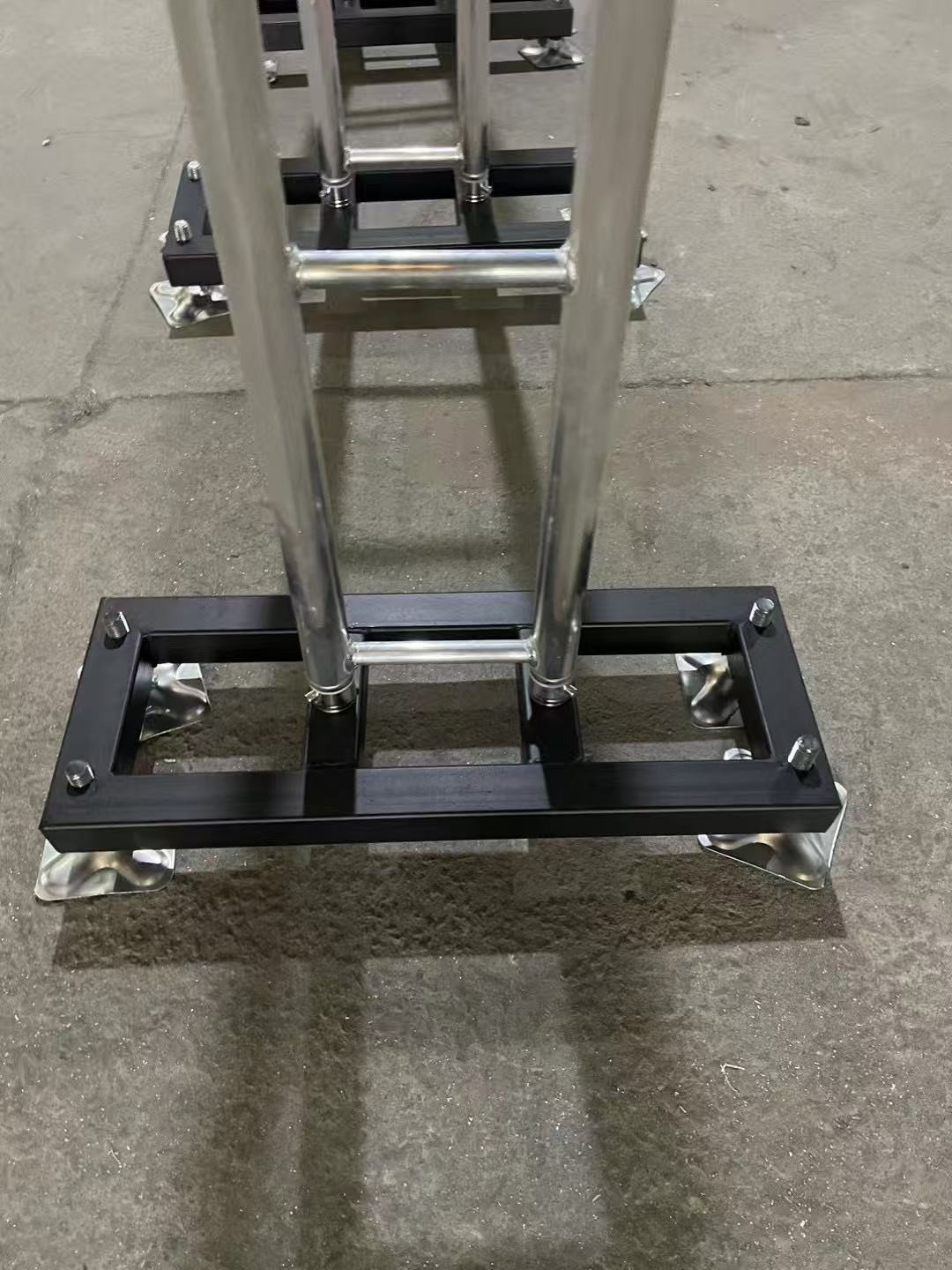 Outdoor Aluminum Truss LED Display Bracket Square For Truss Displays