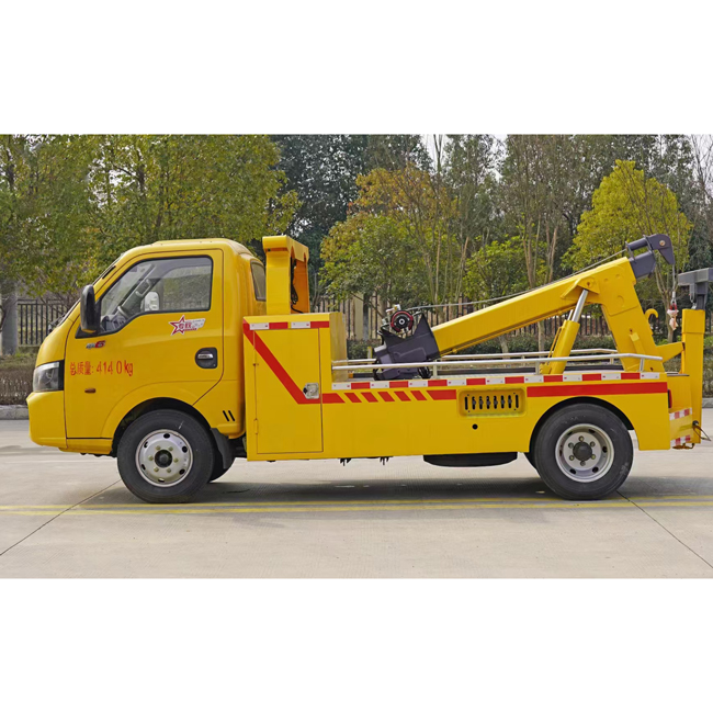 Dongfeng Wrecker Truck 3-5tons 4x2 Lightweight Dragging Towing Trucks Wrecker Truck Road-block Removal