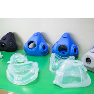 130 Ton Vertical Injection Moulding Machine High Precision