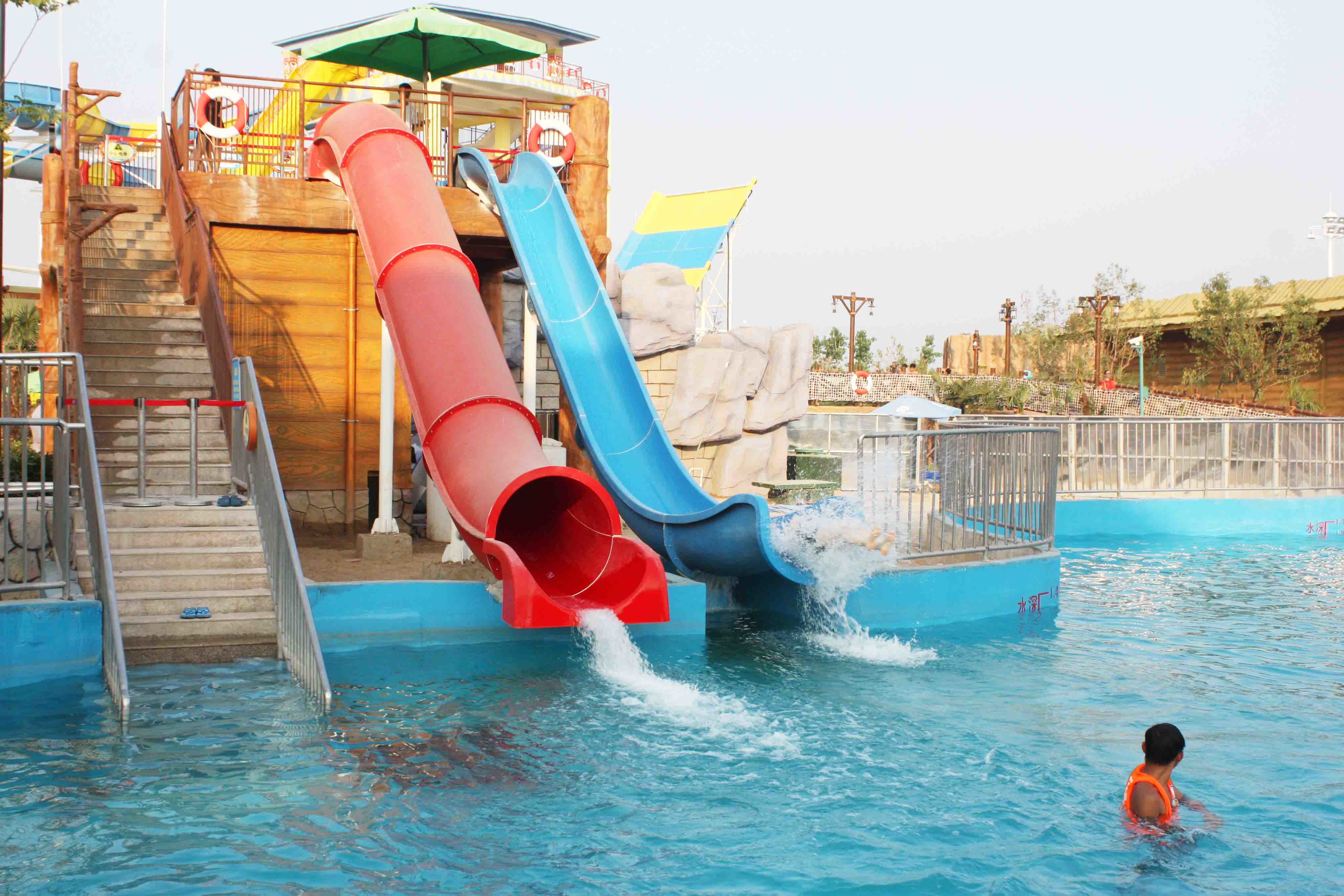 Indoor / Outdoor Custom Water Slides Games For Kids / Family Holiday Resort