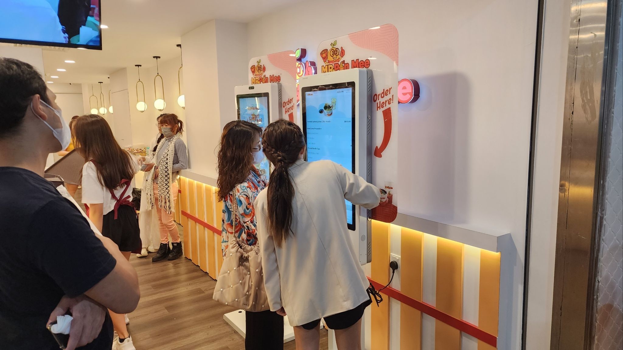 23 Inch Android Self Payment Kiosk Touchscreen Self Service Check Out Kiosk
