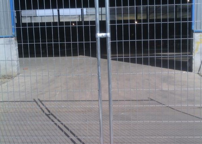 Anti Climb Hot Dipped Galvanized Fencing , Temporary Mesh Fence Panels