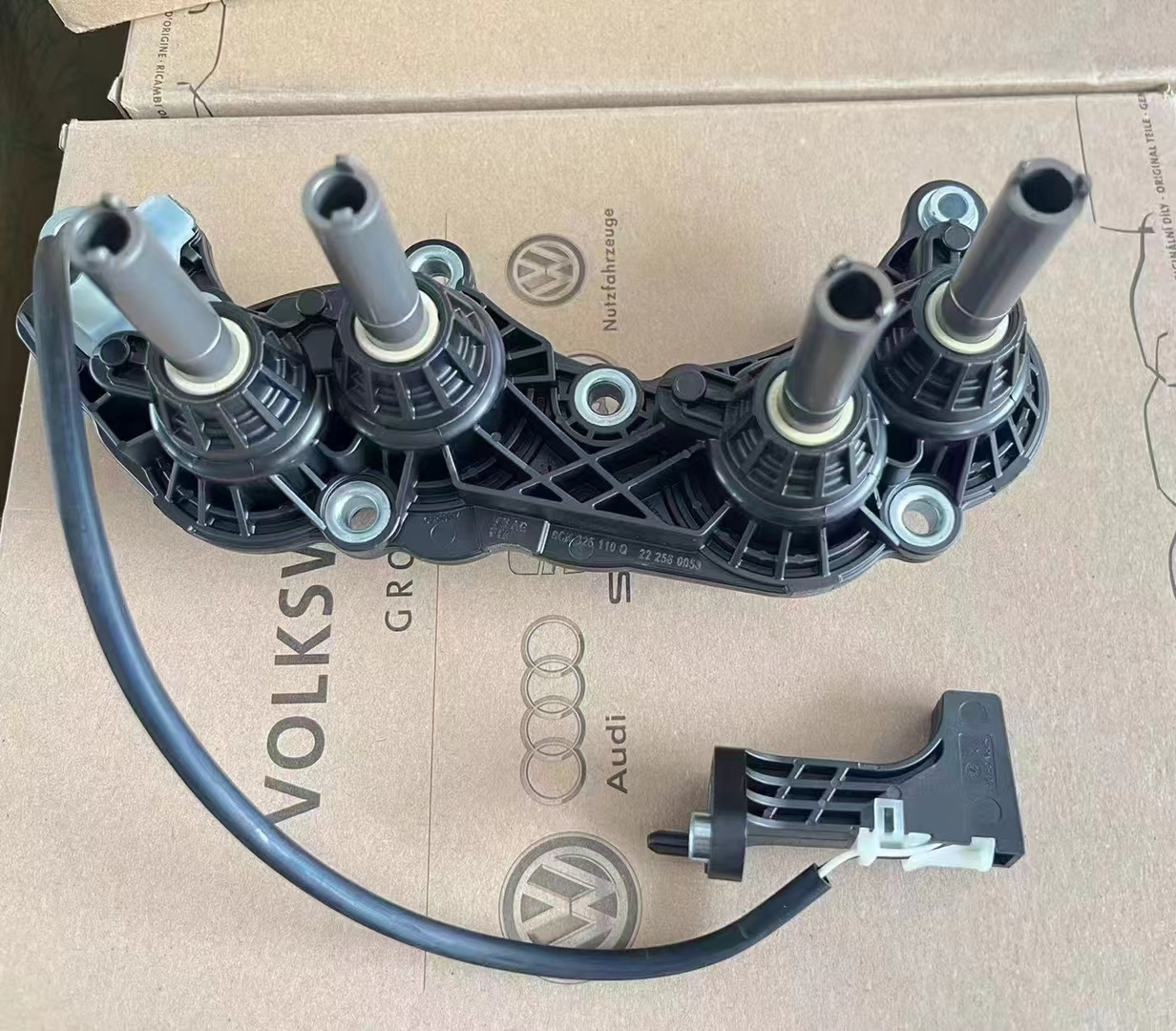 Gear Selector 0CJ 0CK DL382 for Audi A4 A6 C7 Volkswagen Automatic Transmission Model