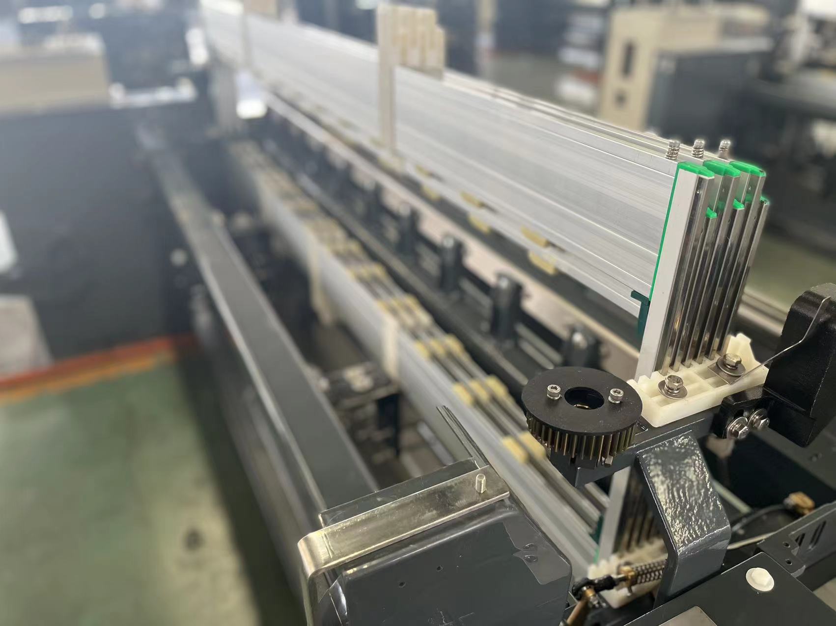 Mechanical Electronic Weaving Loom Machine Textile 1000 RPM Water Jet Loom