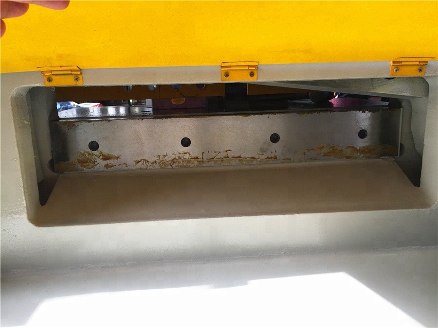 Q35Y 120T Steel Iron Worker , 220V 450V Hydraulic Punch And Shear Machine